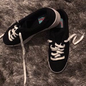 Platform sneakers